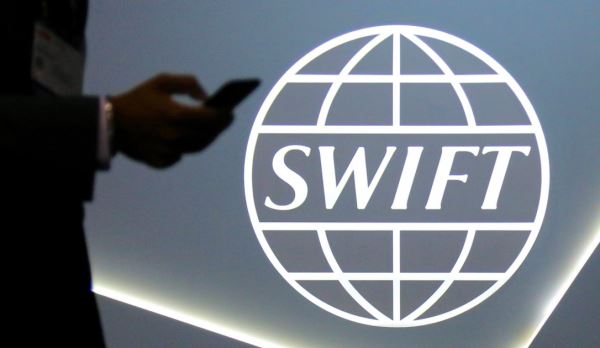 МИД заявил, чем грозит SWIFT отключение России