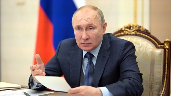 Путин рассказал, когда россияне смогут более свободно ездить в другие страны