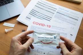 Раз COVID-тест, два COVID-тест: новые правила для прибывающих в РФ