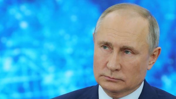 «Самое страшное интервью Путина»: политолог об угрозе войне