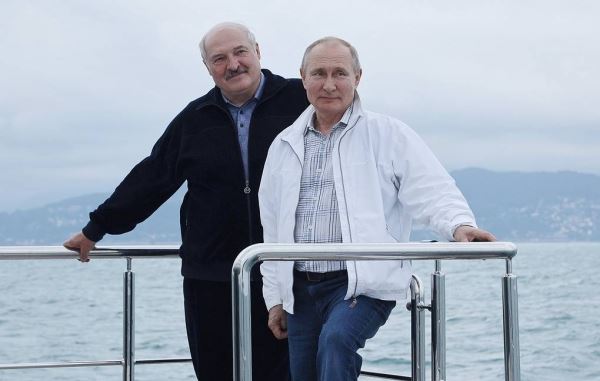 Путин и Лукашенко совершили морскую прогулку