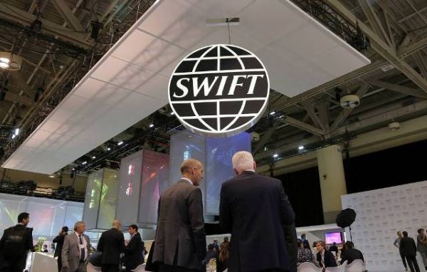 Замглавы МИД России рассказал о вероятных последствиях при отключении от SWIFT